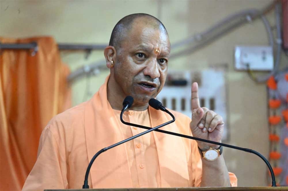 अतिवृष्टि प्रभावित क्षेत्रों में राहत कार्य तेज, सड़कों की मरम्मत के निर्देश